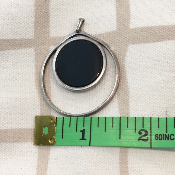 Sterling & Onyx Pendant - Picture 5 of 5